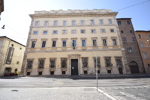 Via_delle_Botteghe_Oscure-Palazzo_Caetani_al_n_32 (12)