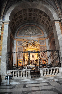 Piazza_della_Minerva-Chiesa_di_S_Maria_sopra_Minerva-Cappella_Lante_della_Rovere