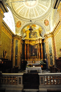 Piazza_della_Pigna-Chiesa_di_S_Giovanni_in_Pinea-Altare_Maggiore