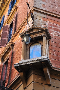 Piazza_della_Pigna_angolo_via_della_Pigna-Edicola