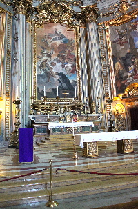 Piazza_S_Ignazio-Chiesa_omonima-Altare_Maggiore (3)