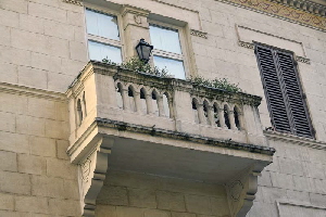 Arco_dei_Banchi-Palazzo_al_n_1-Balcone