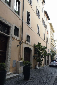Arco_dei_Banchi-Palazzo_al_n_8