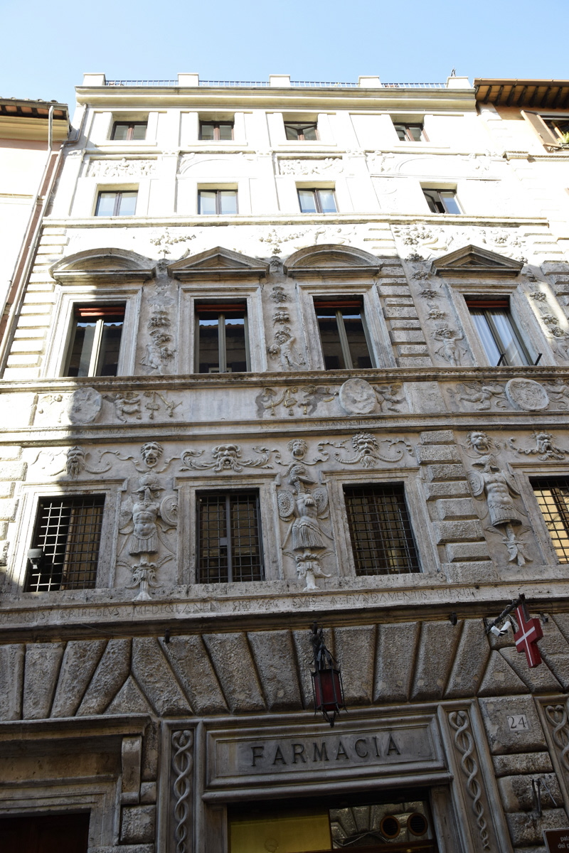 Via_dei_Banchi_Vecchi-Palazzo_al_n_22 (7)