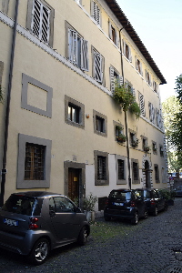 Via_dei_Bresciani-Palazzo_al_n_4