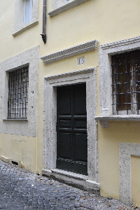 Via_dei_Cimatori-Palazzo_al_n_13-Portone