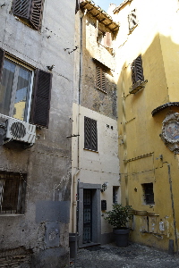 Vicolo_della_Campanella-Palazzo_al_n_17