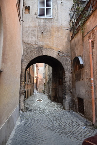Via_dei_Tre_Archi (5)