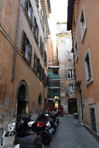 Via_dei_Tre_Archi (8)