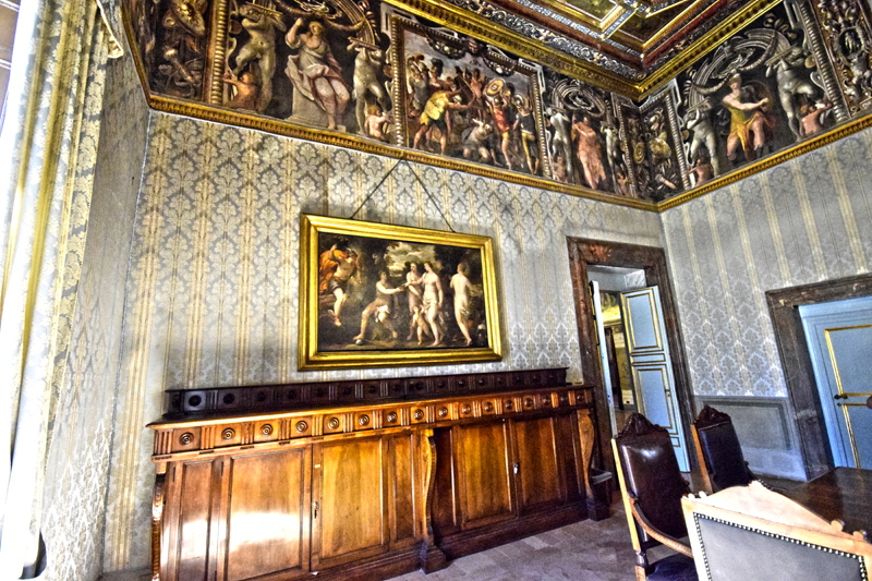 5-Piazza_Capo_di_Ferro-Palazzo_Spada-Stanza_di_Tarpea (4)