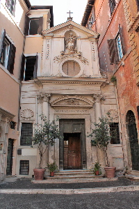 Largo_dei_Librari-Chiesa_di_S_Barbara (2)