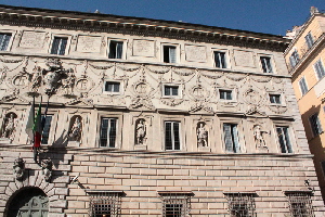 Piazza_Capo_di_Ferro-Palazzo_Spada-Capodiferro_al_n_13