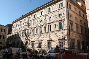 Piazza_Capo_di_Ferro-Palazzo_Spada-Capodiferro_al_n_13 (2)