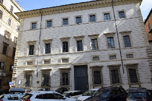 Piazza_Cenci-Palazzetto_Cenci_al_n_56