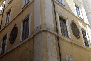 Via_dei_Balestrari-Palazzo_dei_Macellari-al_n_31 (2)