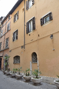 Via_dei_Cappellari-Palazzo_al_n_42