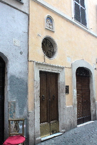 Via_dei_Cappellari-Palazzo_al_n_81-Portone