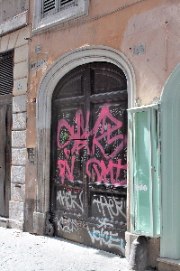 Via_dei_Giubbonari-Palazzo_al_n_23-Portone (2)