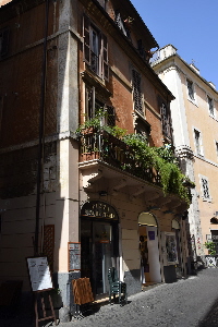 Via_dei_Giubbonari-Palazzo_al_n_33