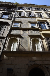 Via_dei_Giubbonari-Palazzo_istoriato_al_n_47 (4)