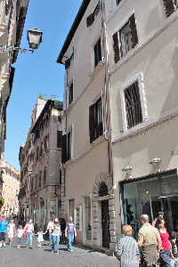 Via_dei_Giubbonari_Cairoli-Palazzo_al_n_105