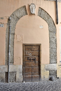 Vicolo_del_Gallo-Palazzo_del_Gallo_al_n_13-ex-ingresso (3)