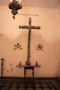 Via_Giulia-Chiesa_di_S_Maria_dell'Orazione_e_Morte-Cripta (5)