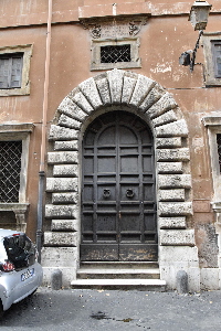 Via_Giulia-Palazzo_Medici_Clarelli_al_n_79-Portone (3)