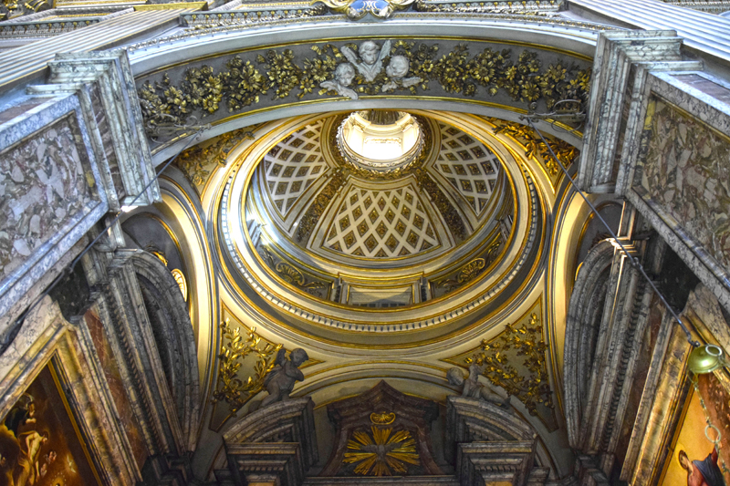 Via_Monserrato-Chiesa_di_S_Maria-Cappella_Madonna_della_Colonna-Cupola