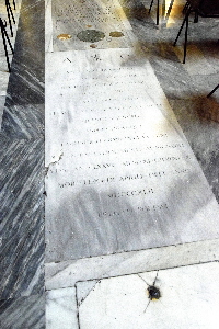 Via_Monserrato-Chiesa_di_S_Girolamo_della_Carita-Lapide_di_Antonio_Rggiani-1842