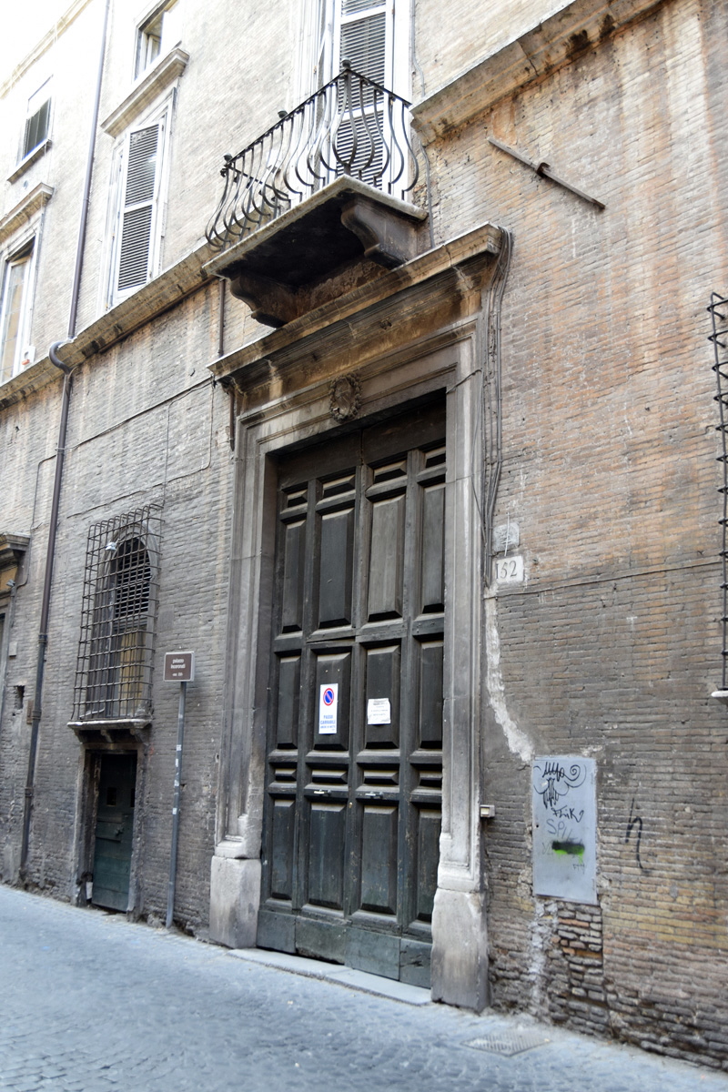 Via_Monserrato-Palazzo_Luparini_Planca_Incoronati_al_n_152-Portone