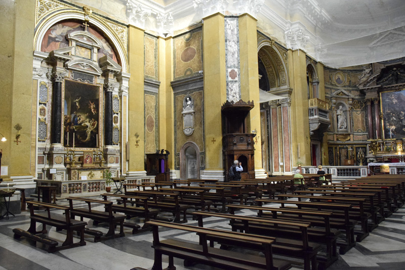 Via_dei_Giubbonari-Chiesa_di_S_Biagio_e_Carlo_ai_Catinari (5)