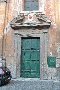 Piazza_S_Caterina_della_Ruota-Chiesa_omonima-Ingresso