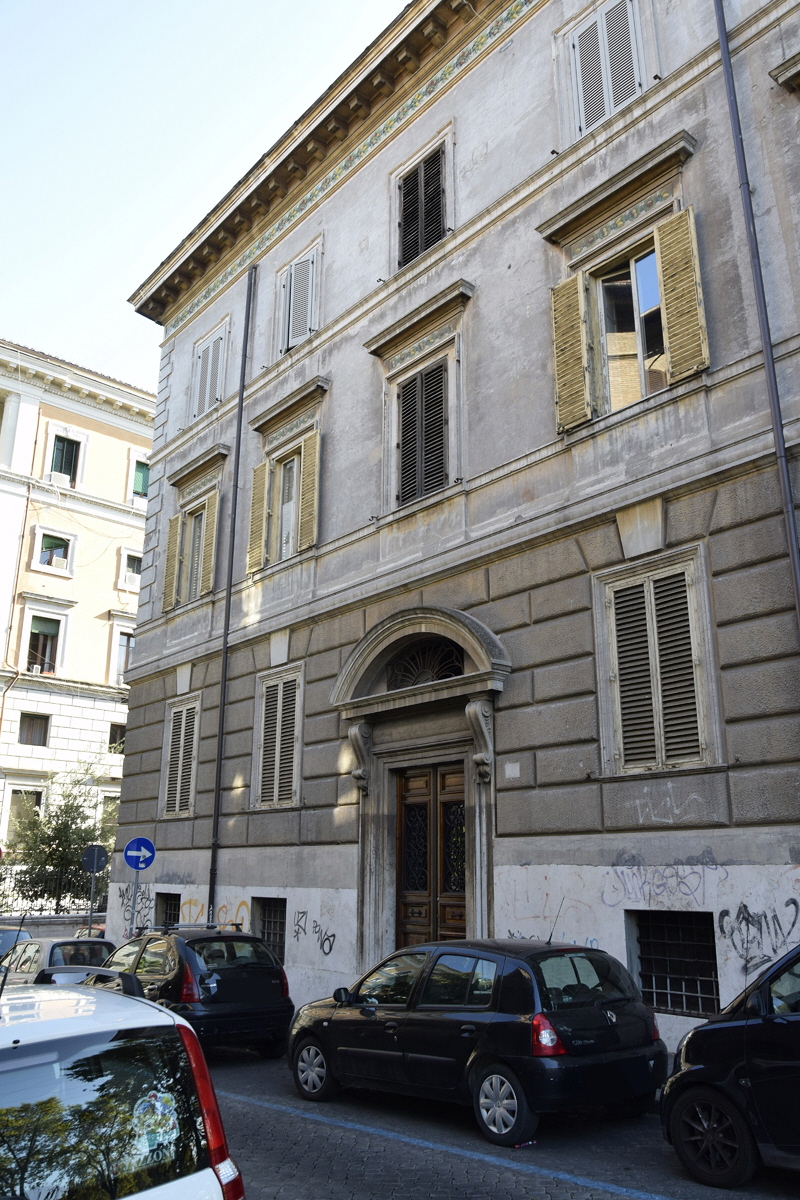 Via_degli_Strengari-Palazzo_al_n_25