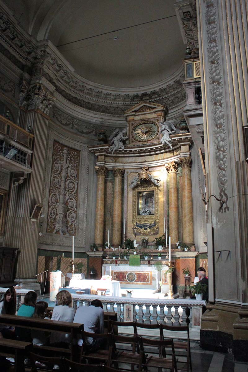 Via_di_S_Maria_dei_Calderari-Chiesa_di_S_Maria_del_Pianto-Altare_maggiore (2)