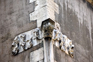 Via_di_S_Maria_del_Pianto-Palazzo_Santacroce_a_S_Angelo (2)