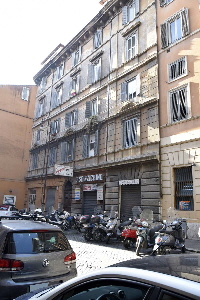Via_di_S_Maria_del_Pianto-Palazzo_al_n_17