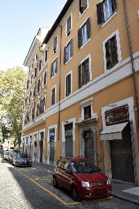 Via_di_S_Maria_del_Pianto-Palazzo_al_n_58