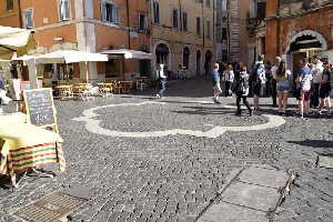 Via_di_S_Maria_del_Pianto-Traccia_della_Fontana_del_Pianto (2)