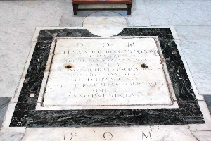 Via_di_S_Maria_in_Monticelli-Chiesa_omonima-Lapide_di_Alessandro_Bonaventura-1717