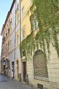 Vicolo_dei_Venti-Palazzo_del_XVI_sec_al_n_10 (3)