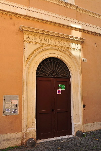 Via_S_Teodoro-Portone_al_n12