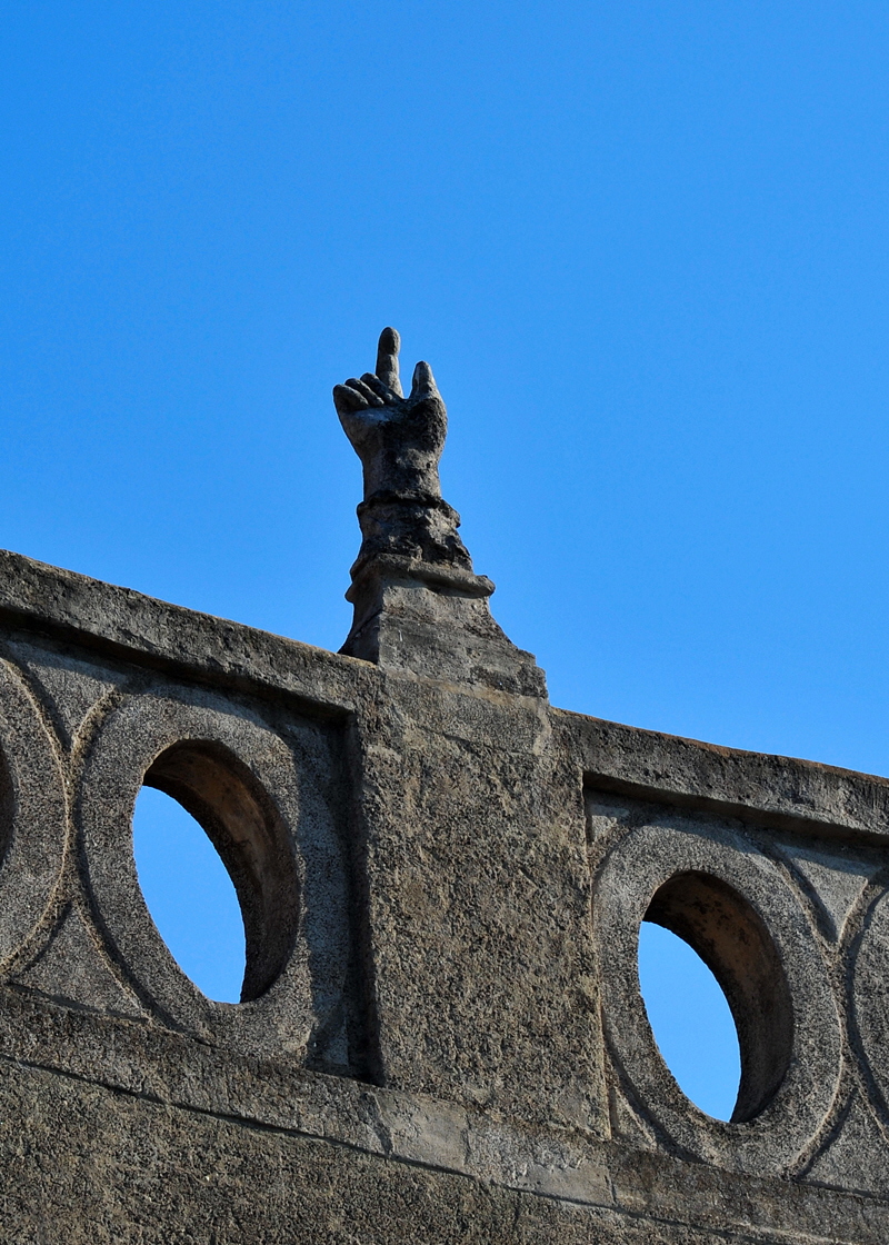 Via_dei_Cerchi-Ingresso_Orti_Farnesiani_sul_Palatino