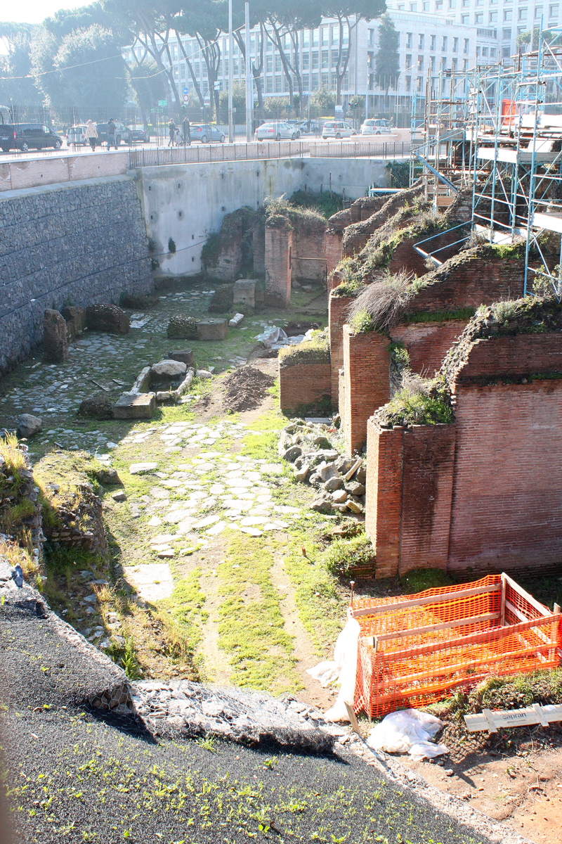 Via_dei_Cerchi-Scavo_e_restauro_del_Circo_Massimo (3)