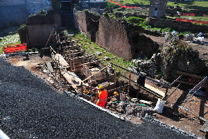 Via_dei_Cerchi-Scavo_e_restauro_del_Circo_Massimo (7)