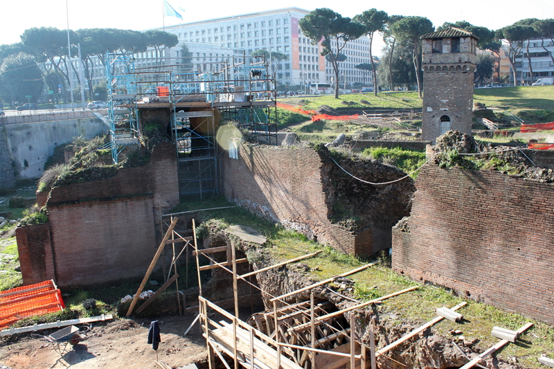Via_dei_Cerchi-Scavo_e_restauro_del_Circo_Massimo (9)