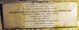 Via_del_Teatro_Marcello-Chiesa_di_S_Nicola_in_Carcere-Lapide_oratorio_Pssmo_Sangue_GC-Card_Monaco_laValletta-1883