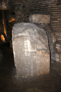 Via_del_Teatro_Marcello-Chiesa_di_S_Nicola_in_Carcere-Livello_templi (28)
