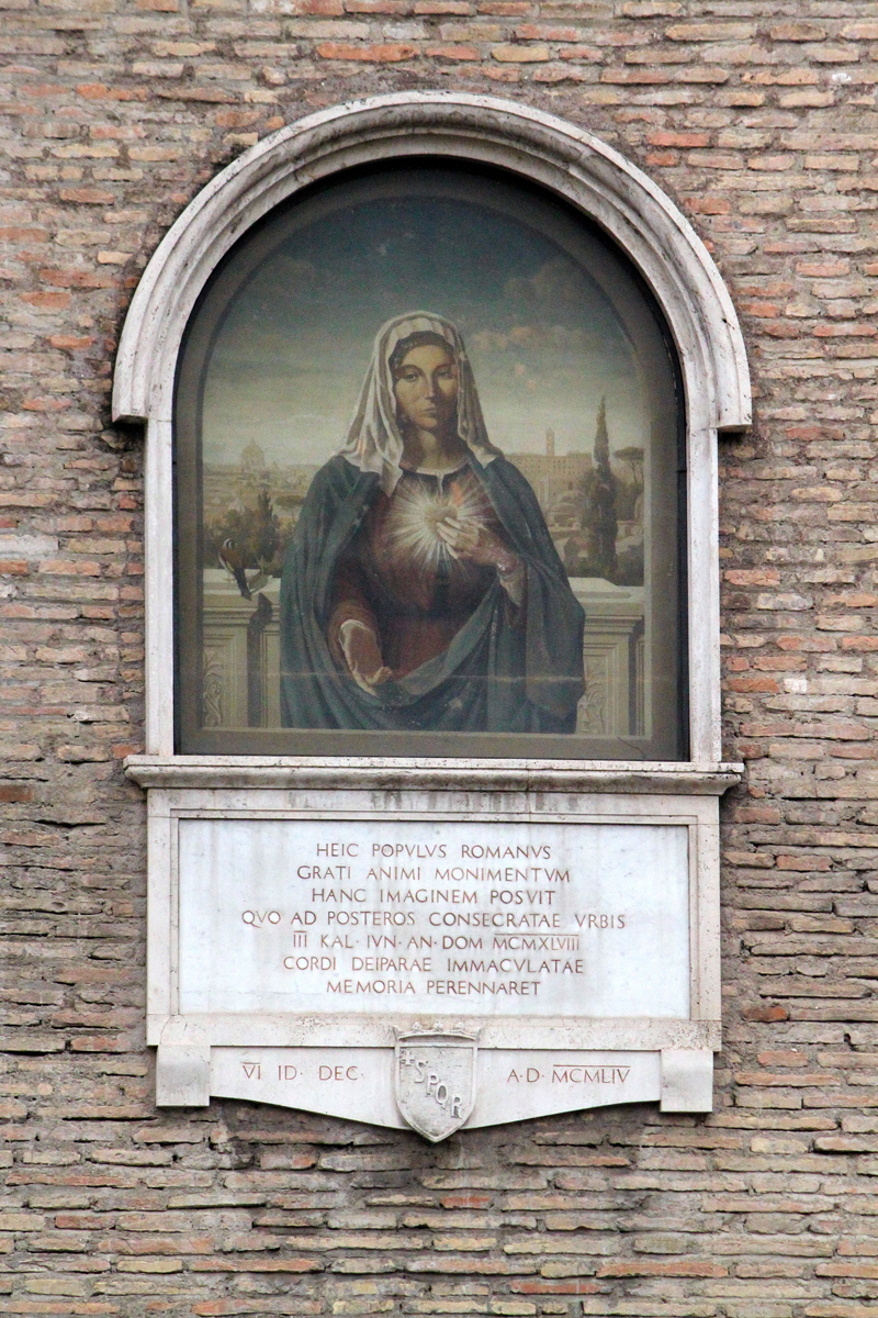 Via_del_Teatro_di_Marcello-Casina_dei_Pierleoni-Edicola (2)
