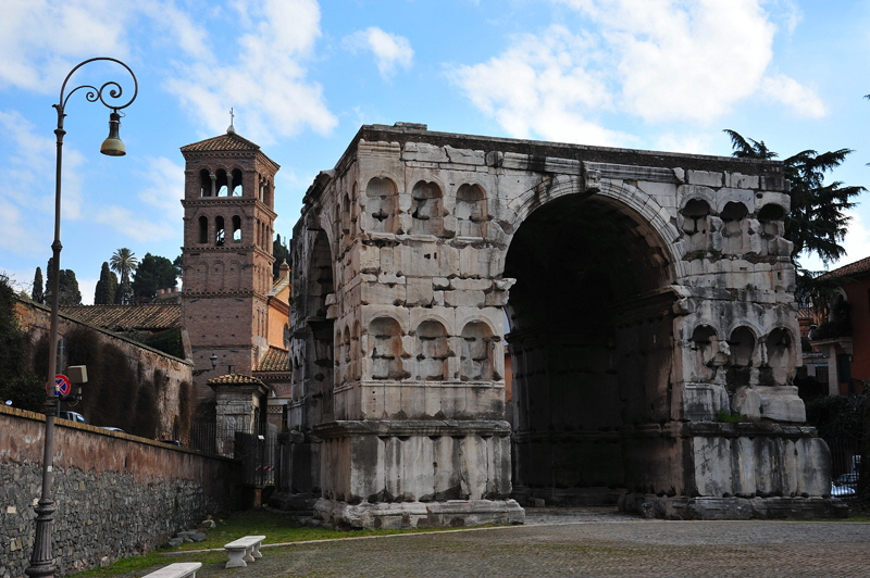 Via_del_Velabro-Arco_di_Giano (11)